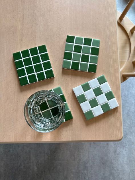 Tanah Liat, Keramik Design, Apartment Decor Inspiration, Glass Tiles, At The Table, Apartment Inspiration, Dream House Decor, Cold Beverages, Dream Home Design