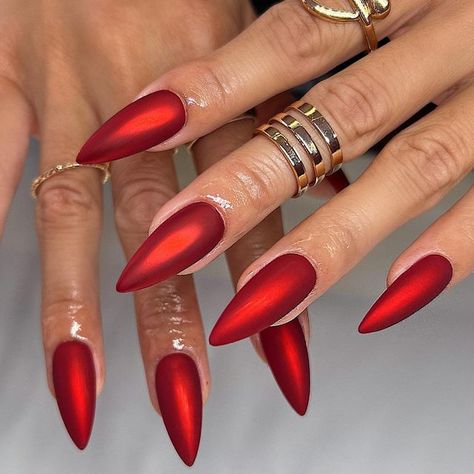 Almond Nails Red, Red Matte Nails, Red Chrome Nails, Pink Stiletto Nails, Red Stiletto Nails, Wine Nails, Pointy Nails, Chrome Nails Designs, Matte Nails Design