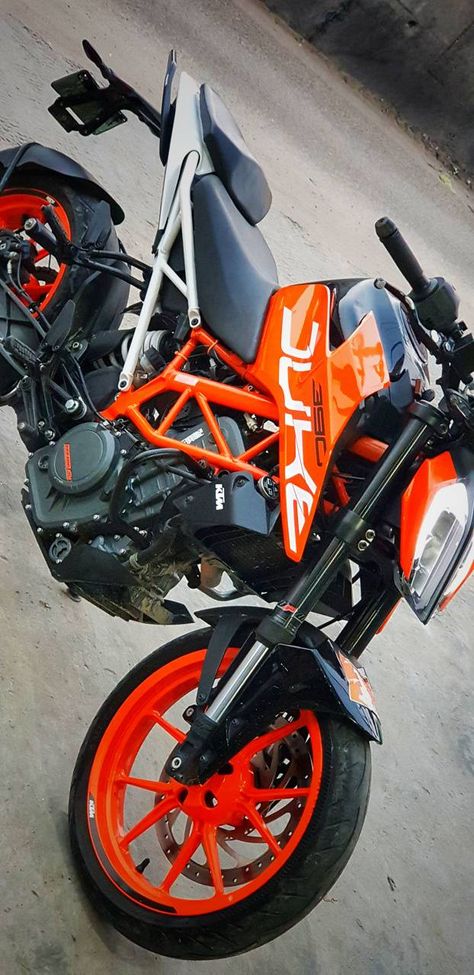 Download KTM DUKE 390 wallpaper by amitsingh12131 - ef - Free on ZEDGE™ now. Browse millions of popular bikes Wallpapers and Ringtones on Zedge and personalize your phone to suit you. Browse our content now and free your phone Duke 390 Wallpaper, Duke Motorcycle, Ktm Super Duke, Ktm Supermoto, Ktm Duke 200, Custom Bikes Cafe Racers, Ktm Factory, Duke 390, Bike Couple