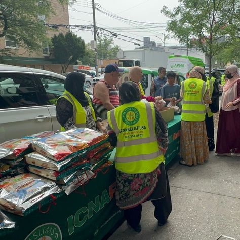 ICNA Relief NY held a grocery distribution at our Brighton Food Pantry. Essential groceries as well as meat was distributed to families in need. This heartfelt initiative brought smiles and nutritious meals to our community, spreading the spirit of giving and compassion. Thank you to everyone who made this event a resounding success! Food Distribution, Food Donation, Food Pantry, Nutritious Meals, The Spirit, Need This, Brighton, Pantry, Hold On