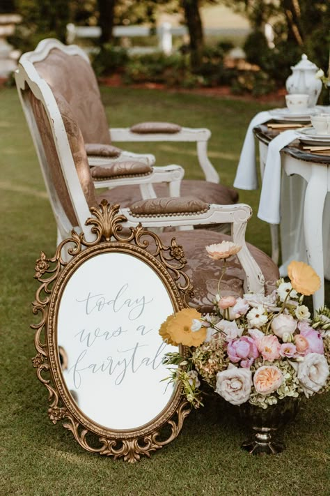 Taylor Swift Fans Will Be Obsessed with This Garden Styled Shoot | Photography by Taylor Swift Aesthetic Wedding, Taylor Swift Wedding Inspiration, Taylor Swift Themed Wedding Decor, Taylor Swift Wedding Details, Taylor Swift Wedding Sign, Taylor Swift Inspired Wedding Ideas, Subtle Taylor Swift Wedding, Taylor Swift Inspired Wedding Decor, Taylor Swift Wedding Ideas Decor