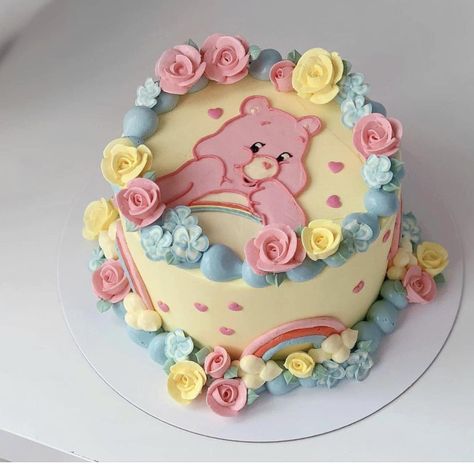 All I see is beauty 😍😍 - Delimary kitchen Cartoon Theme Cake, Birthday Cake For Baby, Care Bear Cakes, Cake For Baby, Care Bear Birthday, Bear Cupcakes, Cake Birthday Cake, Cake Decorating Piping, Creative Cake Decorating