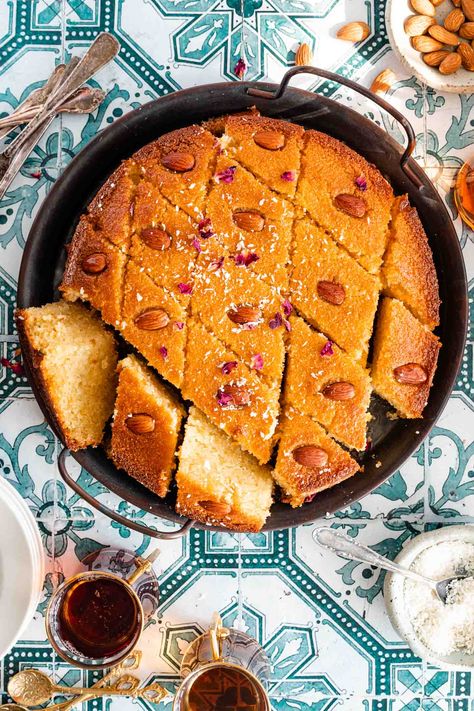 Namoura (Basbousa Recipe) Basbousa Photography, Basbusa Food, Basbousa Arabic Sweets, Eid Recipe Ideas, Algeria Recipes, Egyptian Basbousa, Best Basbousa Recipe, Basboosa Recipe, Basbousa Cake