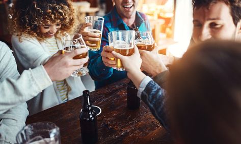 Bartenders spill secrets for keeping your tab low  https://www.nerdwallet.com/article/save-money-bar  #money #bar #drinks #happyhour #beer Moderate Drinking, Dry January, Pint Of Beer, Living In London, Irish Pub, Bar Drinks, Fun At Work, Drinking Beer, A Bar