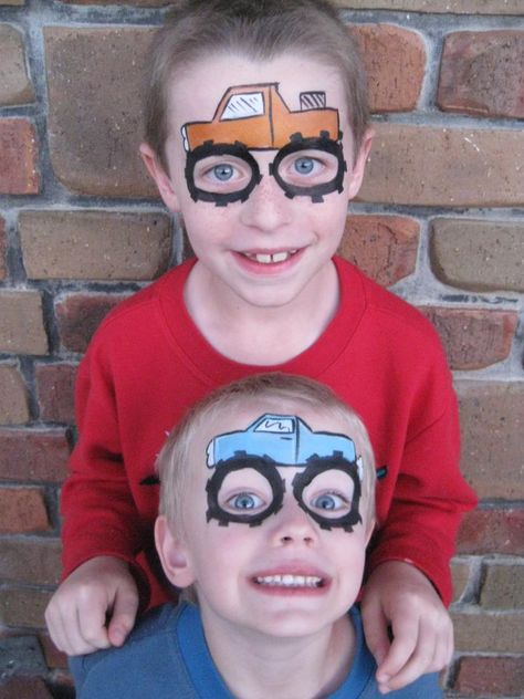 Spear Face Painting Party, Face Painting Halloween Kids, Easter Face Paint, Face Paint Designs, Face Painting For Boys, Christmas Face Painting, Festival Face, Face Painting Easy, Kids Face Paint