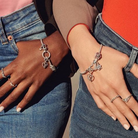 PANDORA JEWELRY - Friendship is everything – wear matching charms with your besties. Rings Pandora, Pandora Jewelry Charms, Pet Jewelry, Bracelets And Rings, Bff Goals, Charms Bracelets, Pandora Bracelet Charms, Free Bracelet, Bracelet Charms