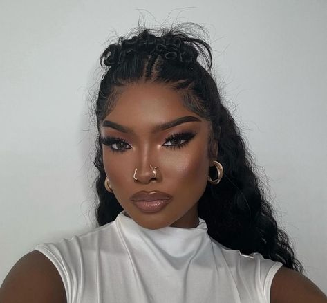 Boat Birthday, Makeup 2024, Birthday Style, Face Beat Makeup, Lace Fronts, Concert Outfit Ideas, Birthday Hairstyles, Pretty Makeup Looks, Old Makeup