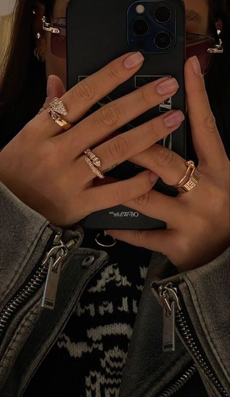 Cartier Ring Stack, Jewelry Bulgari, Bvlgari Ring, Bulgari Jewelry, Cartier Love Ring, Bvlgari Jewelry, Bvlgari Serpenti, Dope Jewelry, Ring Stack