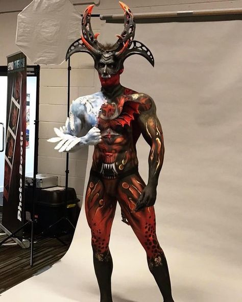 Demonic Allure: 16 Spellbinding Demon Looks for Halloween 2023 Fire Costume Men, Demon Cosplay Male, Demon Costume Men, Buffy Monsters, Demon Clothes, Demon Cosplay, Demon Makeup, Demon Costume, Looks For Men