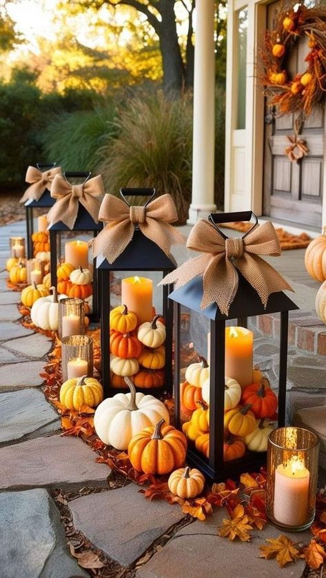 20 Inspiring Fall Landscape Ideas to Transform Your Outdoor Space Porch Fall Decorating Ideas, Fall Lantern Decor, Fall Festival Decorations, Fall Landscaping, Outdoor Fall Decor Ideas, Outdoor Thanksgiving, Fall Lantern, Casa Halloween, Thanksgiving Decorations Diy