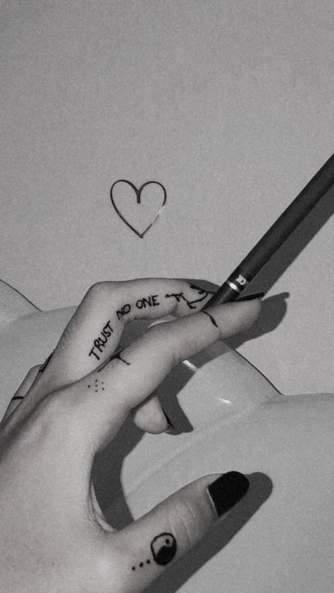 Trust No One Finger Tattoo, Don’t Trust No One Tattoo, Trust Issue Tattoo Ideas, Trust On One Tattoo, Trust No One Tatoos, Trust No One Tattoo Ideas For Women, Never Trust Anyone Tattoo, Trust No One Tattoo For Women, Trust None Tattoos For Women