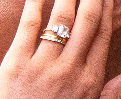 image Meghan Markle Engagement Ring, Meghan Markle Engagement, Royal Engagement Rings, Micro Pave Band, Weddings Rings, Lorraine Schwartz, Wedding Finger, Duchess Meghan, Pave Band