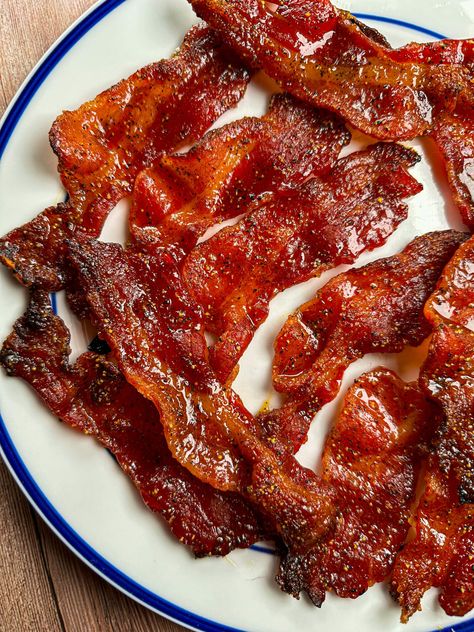 Million Dollar Candied Bacon Million Dollar Bacon Recipe, Million Dollar Bacon, Candied Bacon Recipe, Bacon Recipes For Dinner, Bacon Dinner, Bacon Recipe, Clam Recipes, Candied Bacon, Xmas Food