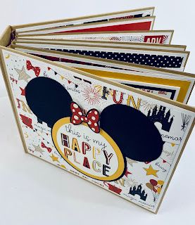 Photoplay Scrapbook Layouts, Disneyland Scrapbook Layouts, Disney Mini Album, Disney Backgrounds, Scrapbook Project, Scrapbook Disney, Disney Layouts, Diy Scrapbook Album, Disney Scrapbooking Layouts