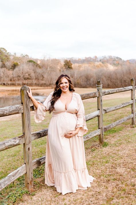 Bohemian maternity photos