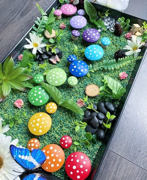 Mushroom Sensory Bin, Fairy Garden Sensory Bin, Fairy Tale Sensory Bin, Spring Sensory Table, Butterfly Sensory Bin, Toddler Easter Party, Spring Sensory Play, Rice Sensory Play, Playroom Boys