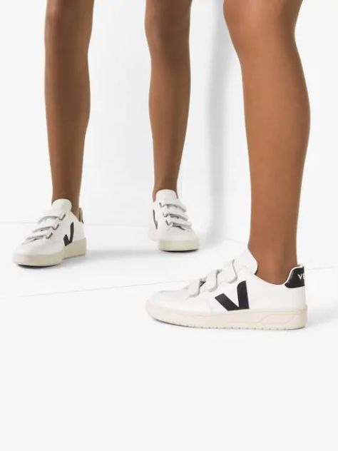 Veja Recife Outfit, Veja Esplar, Velcro Sneakers, Veja Sneakers, Street Swag, Sneakers For Women, Fashion Wishlist, Balenciaga Triple S, Rio Grande