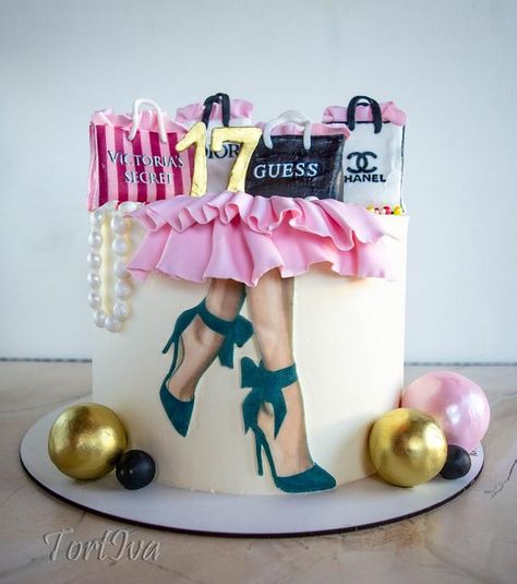 Born To Shop Cake, Hairdresser Cake, Fashionista Cake, Birthday Cake For Women Simple, Bolo Paris, Modern Birthday Cakes, Buttercream Cake Designs, Fashion Cake, Girly Cakes