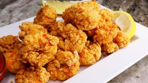 Better Than Popeyes Crispy Fried Shrimp Recipe | DIY Joy Projects and Crafts Ideas Fried Shrimp Batter, Fried Shrimp Recipes Easy, Best Fried Shrimp, Fried Shrimp Recipe, Crispy Fried Shrimp, Fried Shrimp Recipes, Making Fried Chicken, Crispy Shrimp, Batter Recipe