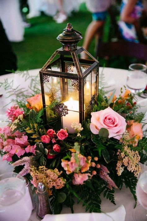 20 Rustic Lantern Wedding Centerpieces for 2020 | Roses & Rings - Part 2 Beach Weddings, Lantern Centerpiece Wedding, Fun Wedding Decor, Lantern Centerpieces, Wedding Lanterns, Outdoor Wedding Decorations, Deco Floral, Wedding Table Centerpieces, Pretty Wedding