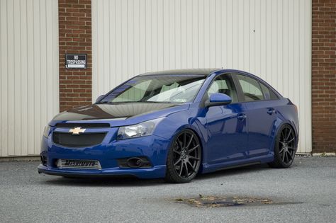 Chevy Cruze Chevy Cruze Custom, 2017 Chevy Cruze, Malibu Car, Chevrolet 2017, Chevrolet Sail, Car Paint Jobs, Chevy Ss, Chevy Girl, 2014 Chevy