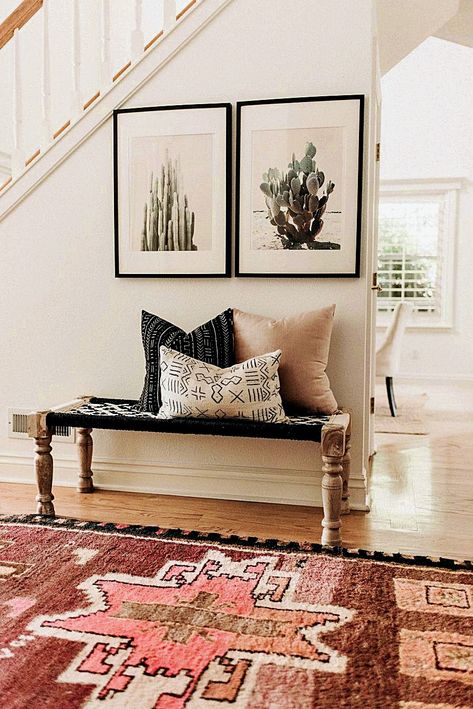 Modern Southwestern Decor, Bohemian Farmhouse Decor, Modern Bohemian Farmhouse, Modern Bohemian Living Room, Modern Southwestern, Bohemian Living Room Decor, Furniture Apartment, Industrial Interior Style, Southwest Decor