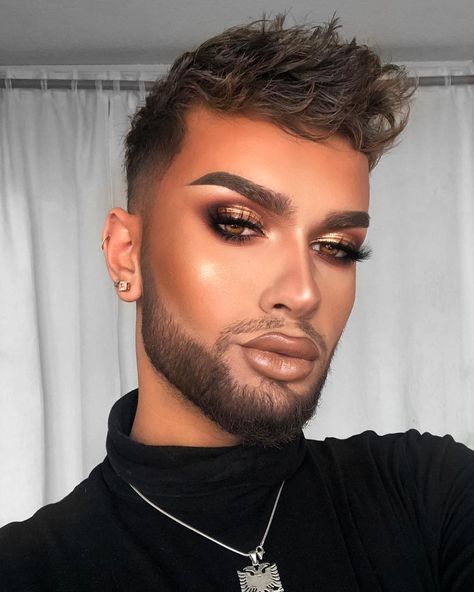 ⚠️ Q u e e n | Pinterest Melonpopin📮 Manly Makeup, Male Makeup Artist, Beard Makeup, Maroon Makeup, Grad Makeup, Men Makeup, Drag Queen Makeup, Guys Eyebrows, Drag King