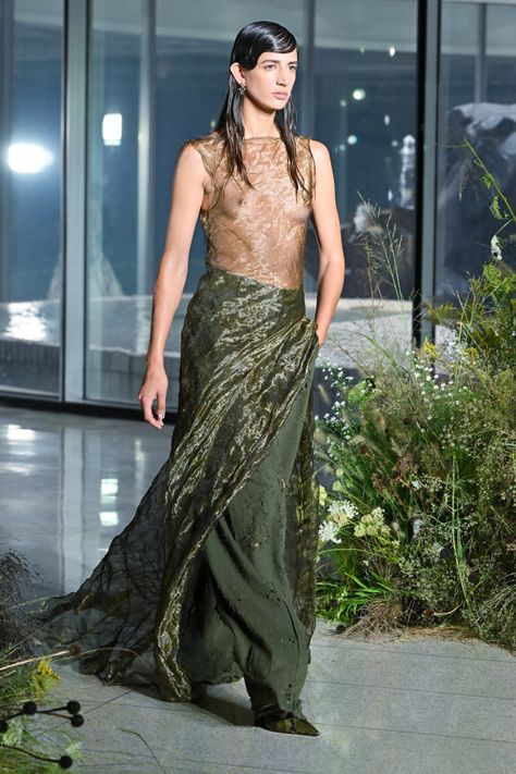 Jason Wu Dress, Fashion Draping, 2024 Runway, Hottie Women, Jason Wu, Runway Show, Bohemian Clothes, Spring 2024, New York Fashion Week