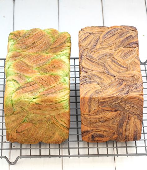 Croissant Loaf Bread Recipe, Shokupan Recipe, Homemade Bread Loaf, Marble Loaf, Bread Machine Bread, Pullman Bread, Bread Machine Recipe, Danish Dough, Asian Cake