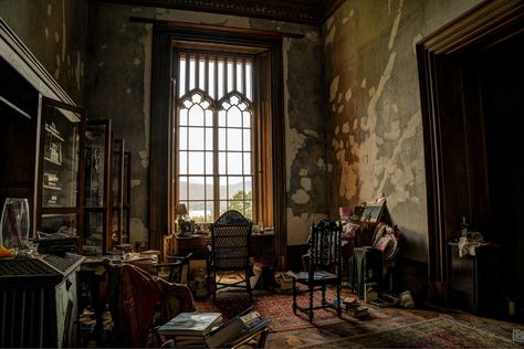 Gothic Mansion - Study Room | Another room used for study wi… | Flickr Academia Aesthetic Bedroom, Dark Academia Interior, Gothic Mansion, Dark Acadamia, Victorian Home Interior, Dark Bedroom, Hogwarts Aesthetic, Supernatural Beings, Architecture Model Making