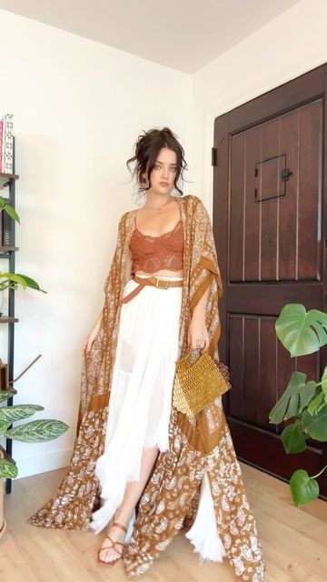 Flowy Outfits, Looks Hippie, Look Hippie Chic, Boho Chic Style Outfits, Look Boho Chic, Moda Hippie, Earthy Outfits, Estilo Hippie, Boho Style Outfits