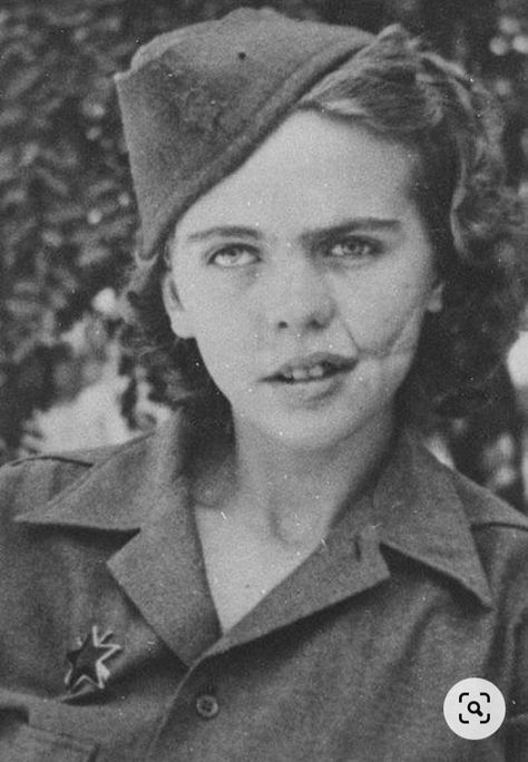 Albina Mali-Hočevar Rare Historical Photos, Face Drawing Reference, Photographie Portrait Inspiration, Historical Pictures, Interesting Faces, 인물 사진, Military Uniform, Cthulhu, Photo Reference