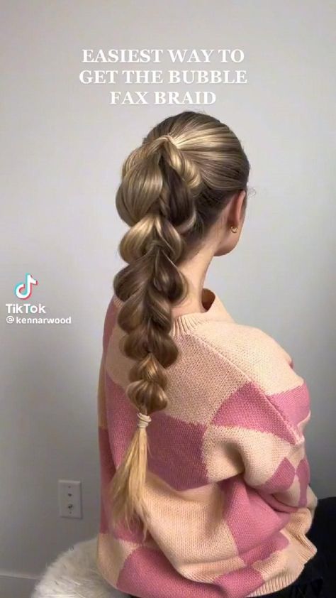 Easy bubble braid hair tutorial Plait Hair, Bubble Braid With Extensions, Braid With Extensions, Braid Hair Ideas, Bubble Braid, Braided Hair Tutorial, Loose Braids, Work Hairstyles, Braid Hair