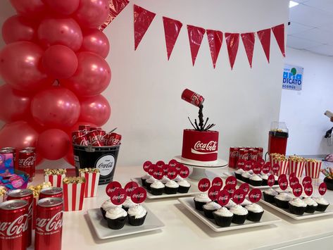 Coca Cola Party Theme, Coke Party, Coca Cola Party, Coca Cola Cake, Red Birthday Party, Cola Cake, Bid Day Themes, Coke Cola, 19th Birthday