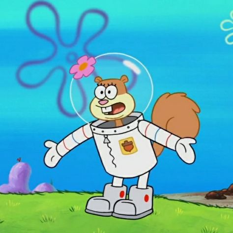 Sandy Cheeks Tattoo, Spongebob And Sandy, Spongebob Musical, Spongebob Friends, Spongebob Tattoo, Spongebob Party, Sandy Cheeks, 25th Birthday, Cute Easy Drawings