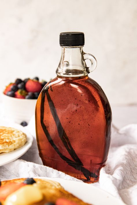 Maple Syrup Recipes, Organic Maple Syrup, Small Glass Bottles, Pancake Stack, Bean Seeds, Vanilla Syrup, Pure Maple Syrup, Vegan Paleo, Simple Syrup