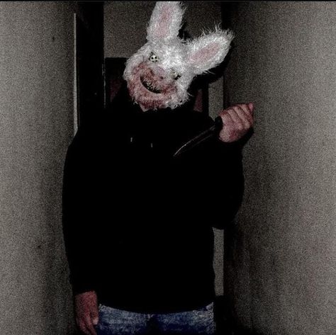 Killer Bunny Costume, Killer Bunny, Bunny Man, Halloween Masks, Male Art, Easter Bunny, Easter Eggs, Halloween Costumes, Mask