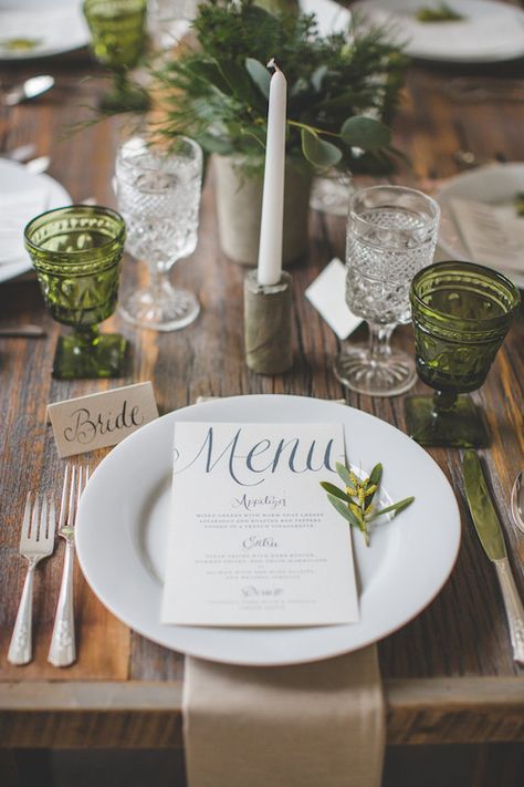 Vintage green and white wedding ideas | Photo by Your Wedding Project | Read more -  http://www.100layercake.com/blog/wp-content/uploads/2015/03/vintage-green-and-white-wedding-ideas Colored Goblets, Pressed Glassware, Green White Wedding, White Wedding Ideas, Wedding Table Menus, Green Glassware, Colored Glassware, Organic Wedding, Winter Wedding Inspiration