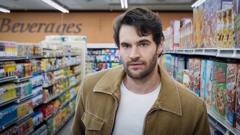 Tom Bateman portrays a serial killer in Peacock's 'Based On A True Story.' In an interview, he talks about the book that helped him get inside the mind of a psychopath. Tom Bateman, Jon Ronson, Chris Messina, The Hating Game, Ghostbusters Movie, Chess Not Checkers, Tony Soprano, Based On A True Story, World Of Darkness