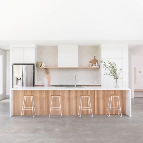 With an abundance of natural light and custom timber fixtures, this stunning home from @ty.style for @mill_road_abode perfectly encapsulates modern coastal living. Repost: (1) @ty.style (2-4) @mill_road_abode Build: @ty.style Product: Porta 28mm Half Round Dowel White And Timber Kitchen, Modern Coastal Kitchen, Timber Kitchen, Kitchen Island Bench, Kitchen Benchtops, Kitchen 2023, Coastal House Plans, Timber Mouldings, Coastal House