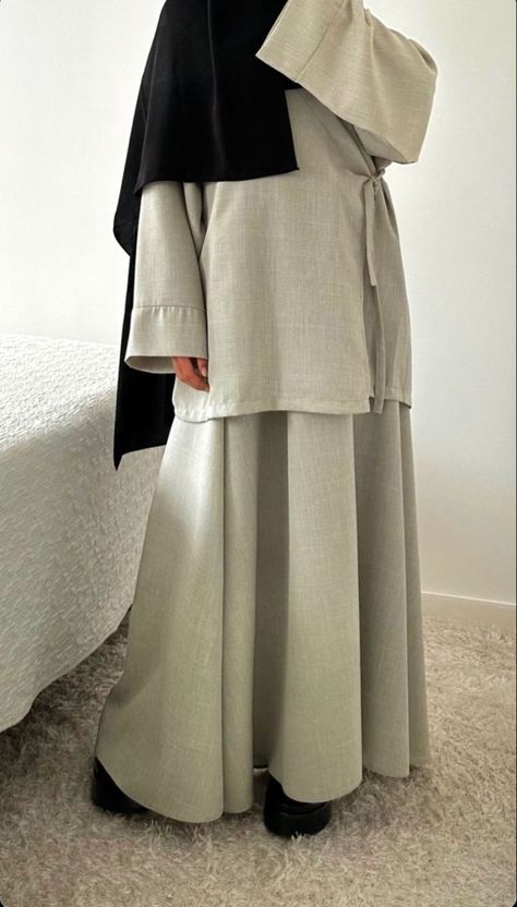 Islamic Modest Fashion, Muslimah Fashion Casual, Outfits Muslim, Rok Outfit, Modesty Outfits, Muslim Outfits Casual, Muslim Fashion Hijab Outfits, Hijabi Fashion Casual, Mode Abaya