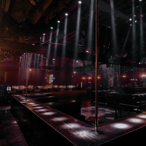 Night Club Aesthetic, Nightclub Aesthetic, Nightclub Design, Clubbing Aesthetic, Luxury Lifestyle Dreams, Interior Modern, Trik Fotografi, Character Aesthetic, Pole Dancing