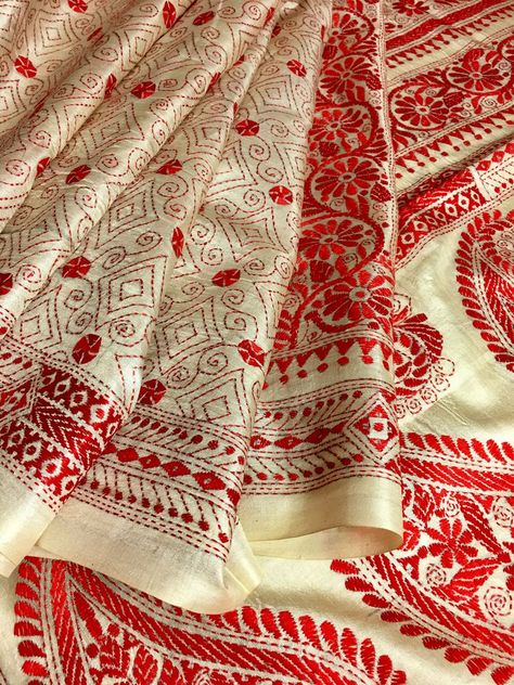 Katha Stitch Saree, Katha Embroidery, Kantha Stitch Saree, Kantha Work Sarees, Kantha Design, Traditional Bedding, Kantha Sari, Tussar Saree, Kantha Sarees