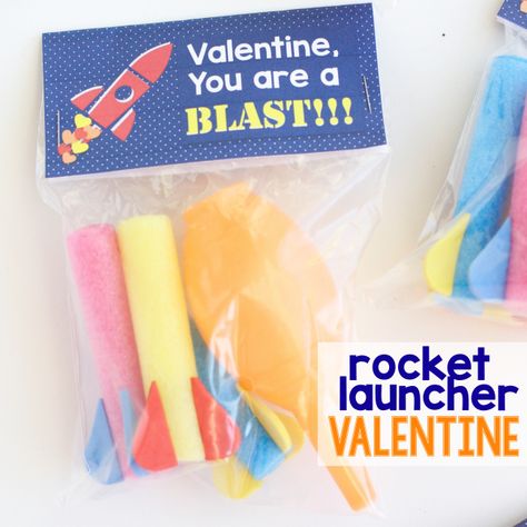 Rocket Launcher Valentine Rocket Valentine, Making Valentines, Valentine Gifts For Boys, Diy Rocket, Class Valentines, Rocket Launcher, Valentine Gifts For Kids, Printable Valentines Cards, Preschool Valentines