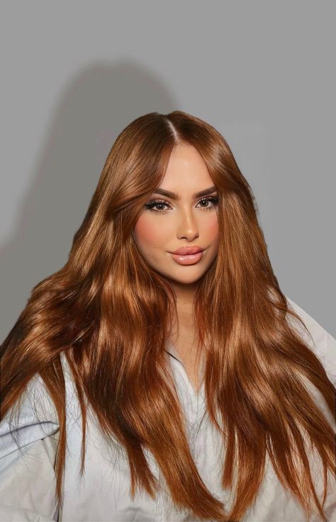 Copper Hair Makeup Ideas, Bright Copper Hair With Highlights, Copper Hair On Latinas, Bright Copper Hair, Ash Blonde Hair Balayage, Pumpkin Spice Hair, Hair Style Girl, Curly Hair Care Routine, Hair Curling Tips