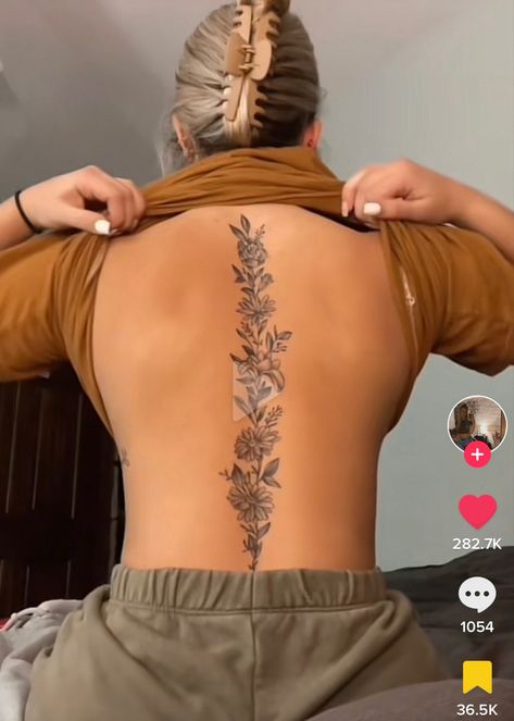 Flowers Spine Tattoos For Women, Small Rustic Tattoos For Women, Foliage Spine Tattoo, Cover Up Spine Tattoos Female, Creative Spine Tattoos, Spinal Tattoo Women Flower, Spine Tattoos For Women Floral, Spine Cover Up Tattoos For Women, Gemini Spine Tattoo