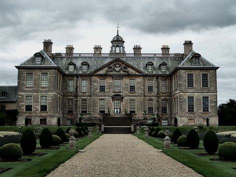 Orphanage Building, Manor Exterior, Manor Aesthetic, 17th Century House, Countryside Aesthetic, Belton House, Modern Castle, Victorian Manor, Silver Knight