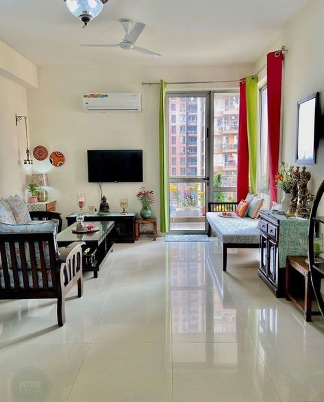 Amazing pakistani living room fresh home decor idea 2023 Pakistani Living Room, 1bhk Flat Interior Design Indian, 1 Bhk Interior Small Spaces, Small Home Interior Design Indian, Quiz Buzzfeed, Indian Living Room, Indian Room Decor, Indian Bedroom Decor, Colourful Living Room Decor