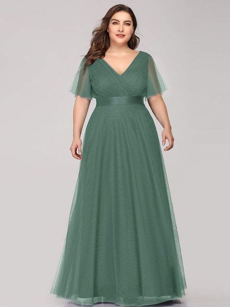 Women's Floor-Length Plus Size Formal Bridesmaid Dress with Short Sleeve #firehouse #weddings #women mother nature, mother baby, mother film Dress For Wedding Party Guest, Plus Size Bridesmaid Dress, Burgundy Wedding Dress, Romantic Bridesmaid Dresses, Formal Bridesmaids Dresses, Plus Size Gowns, Tulle Bridesmaid Dress, Plus Size Bridesmaid, Plus Size Formal