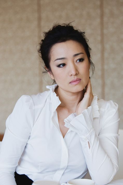 The 7 Chinese Actresses You Should Know | Vogue Older Actresses, Gong Li, Vogue Photo, Blonde Actresses, Black Actresses, Becoming An Actress, Actress Wallpaper, Young Actresses, Female Actresses